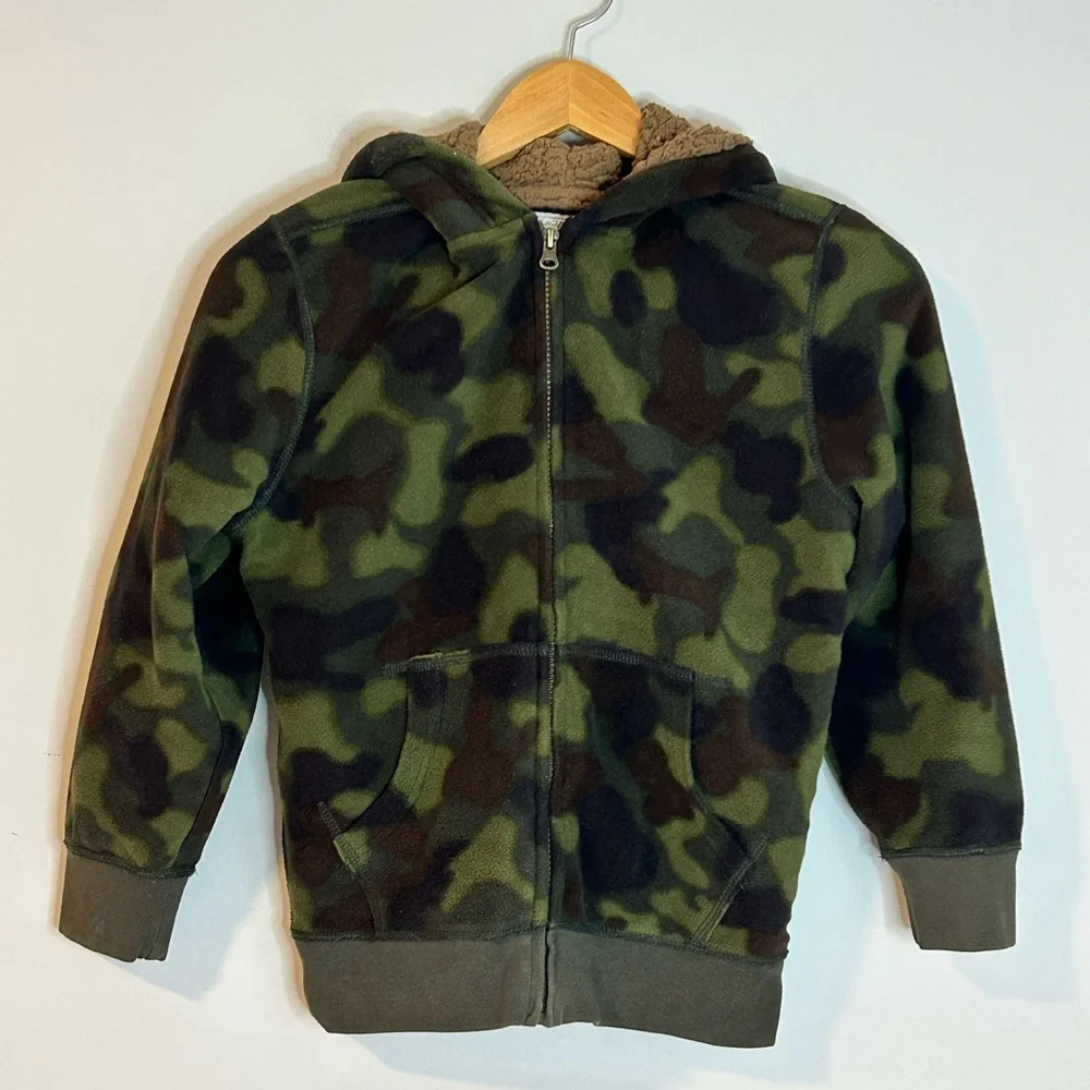 Boys Camo Sherpa-Lined Zip-Up Hoodie - Size M (7/8)